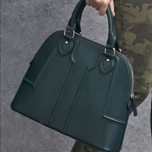 👜NEW PRICE! 👜 Sole society satchel